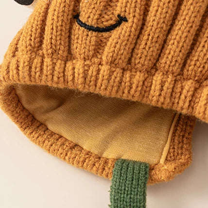 Close-up of the soft inner lining of the frog knit hat