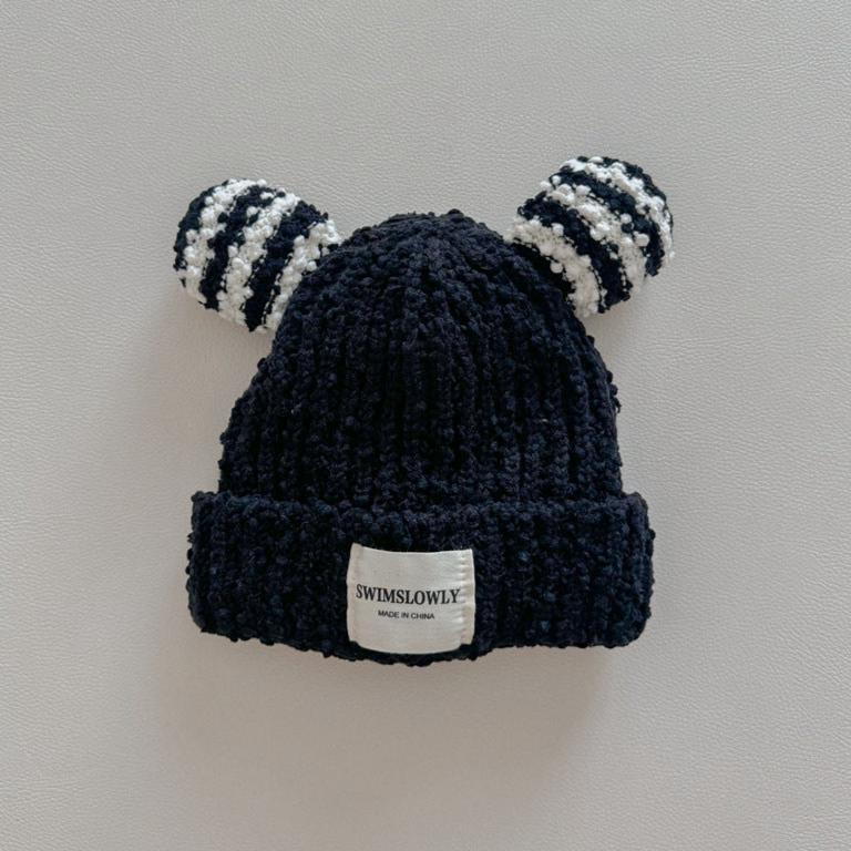 Black chunky knit beanie with striped bear ears