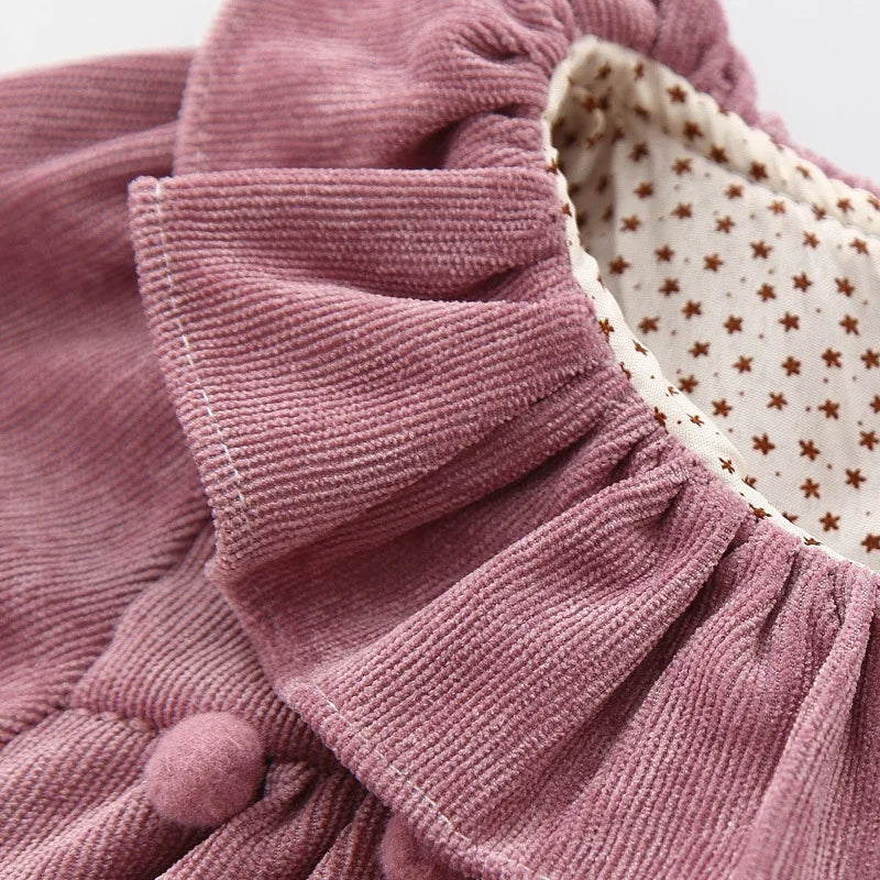 Close-up of ruffle collar and star lining