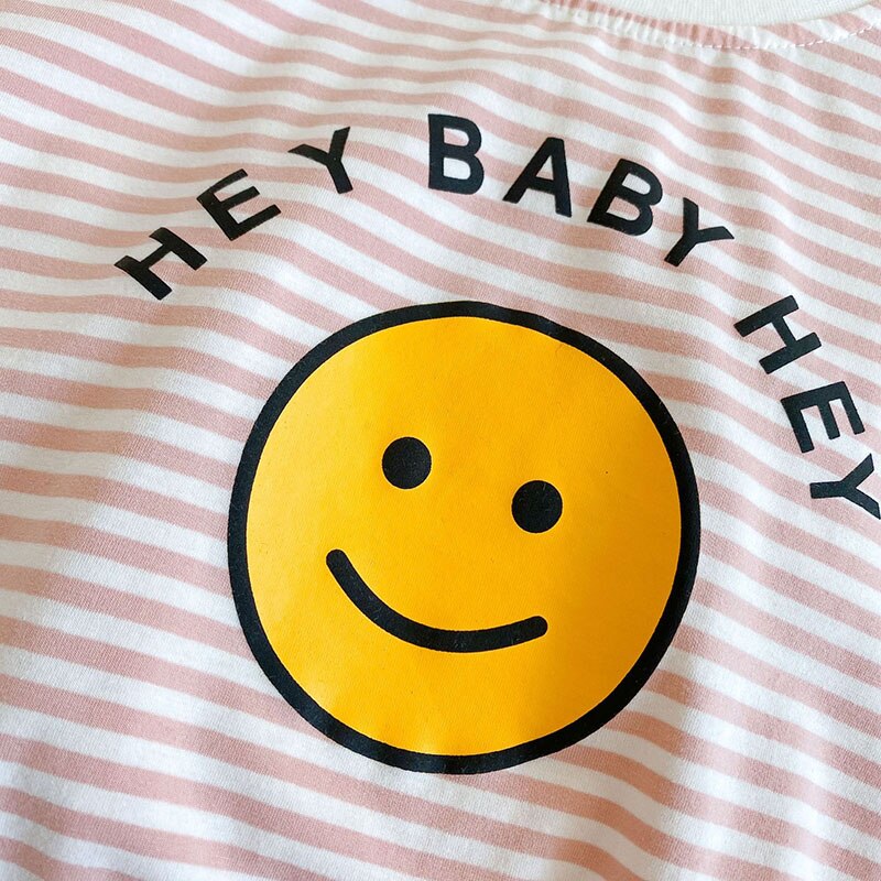 HEY BABY HEY Smile Print Bodysuit