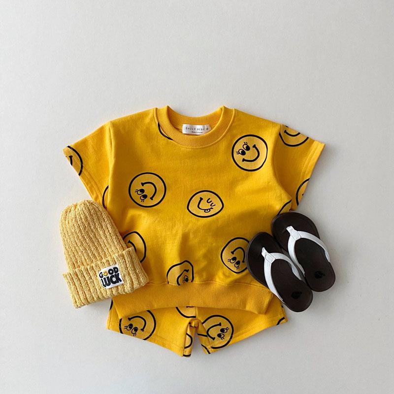 Smile/Flower Printed Top With Shorts