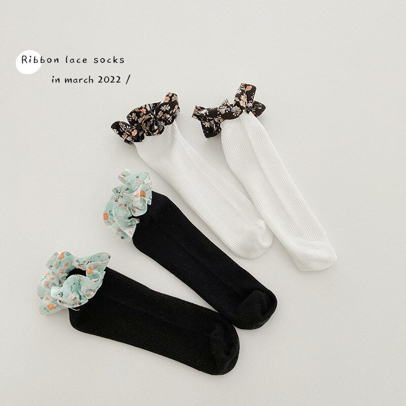 2 Pairs Candy Colored Lace Loop Mesh Socks