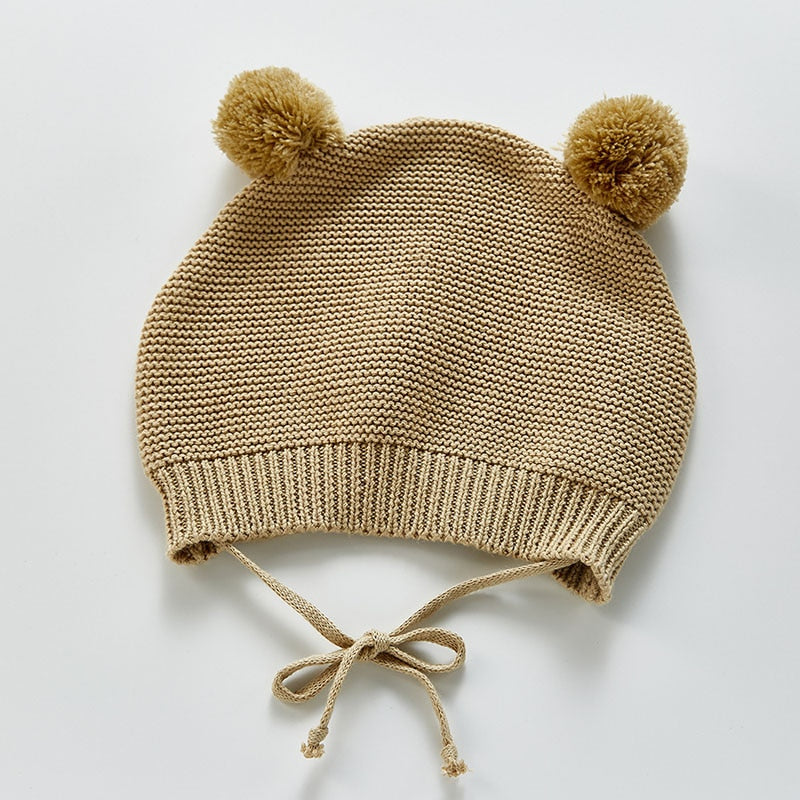 Knit bear ears pom-pom baby hat with ties