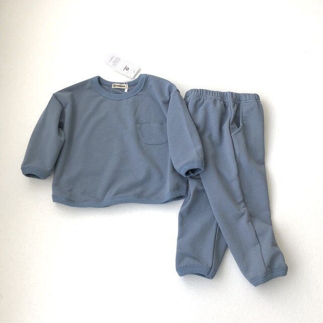 Blue sweatshirt and joggers set