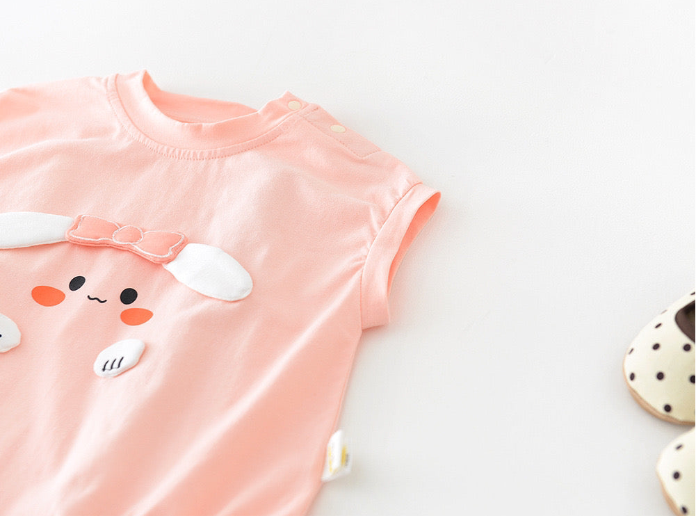 Bunny Bliss Baby Romper – Soft Pink Edition 🐰💕