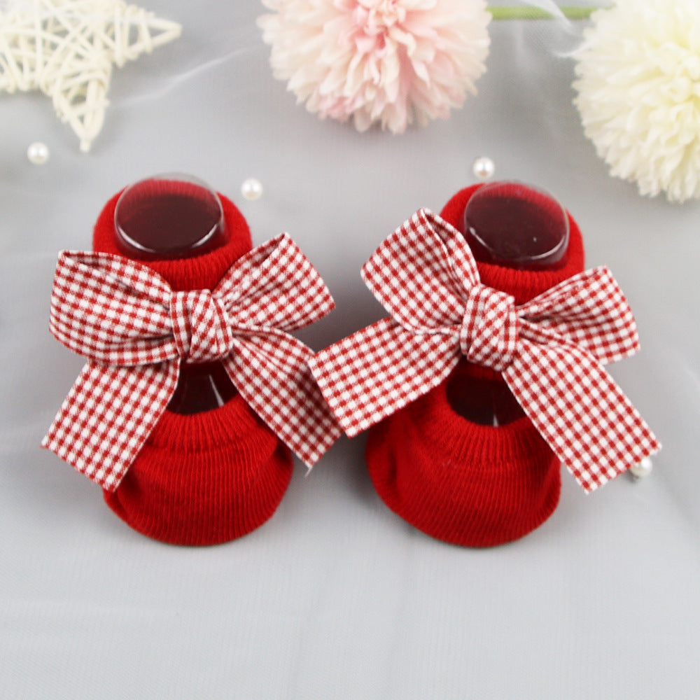 New Big Red Baby Dispensing Floor Socks