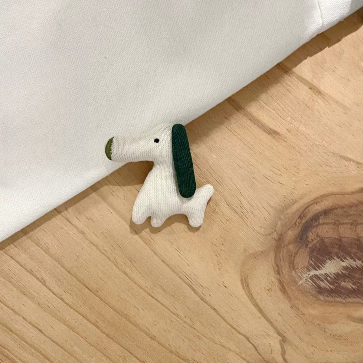 Fabric puppy curtain pin, 7 x 7 cm