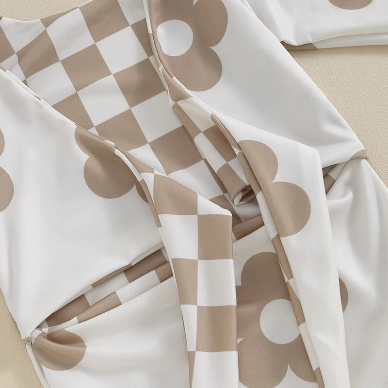 Long sleeve baby swimsuit quick dry fabric closeup