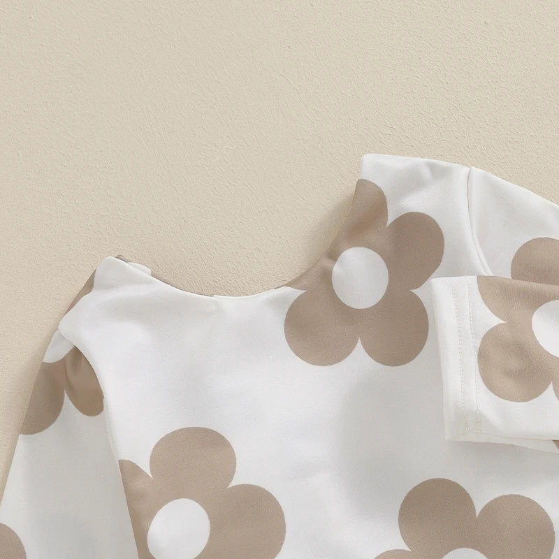 Long sleeve baby swimsuit quick dry fabric closeup