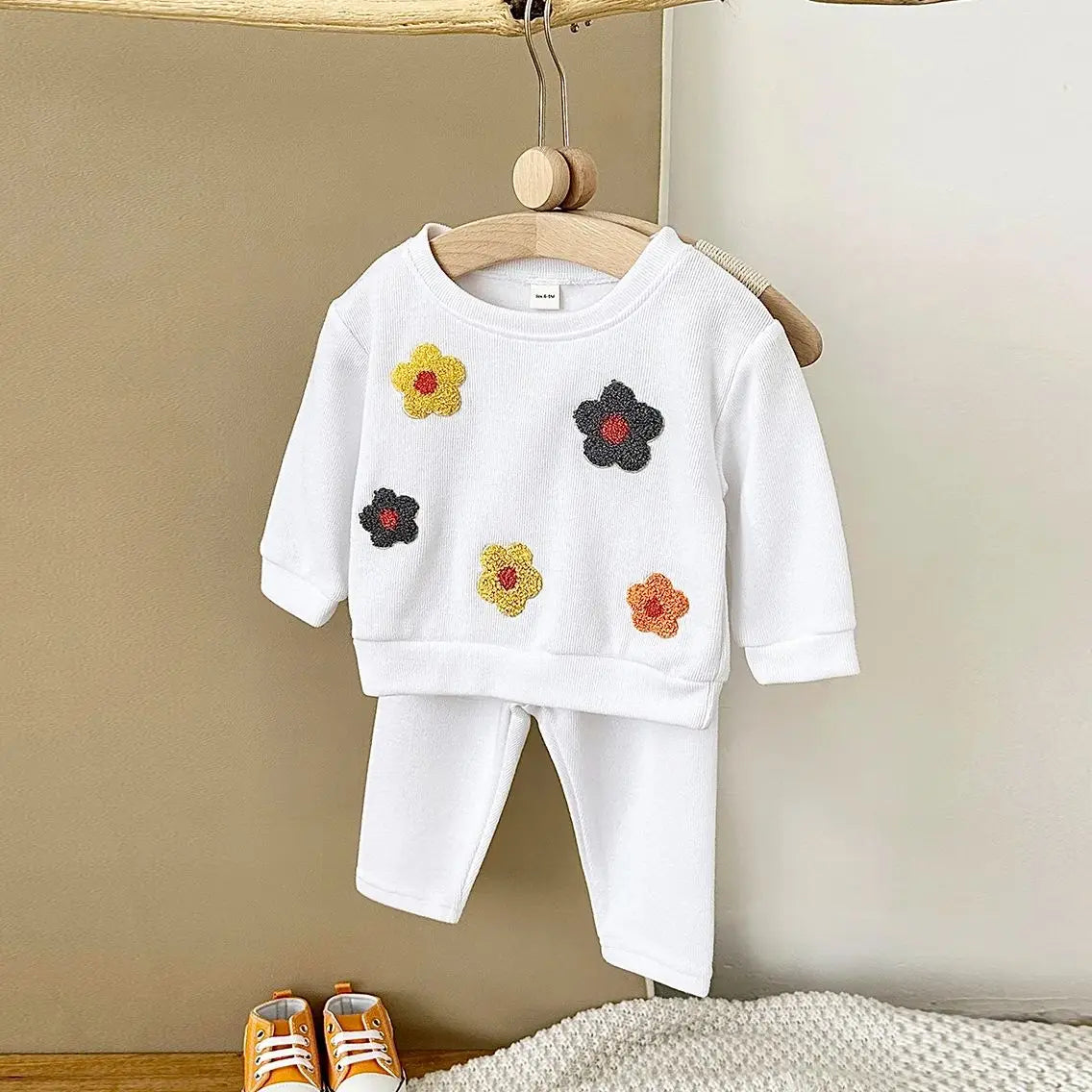 Autumn Little Flowers Sweatshir t& Pants