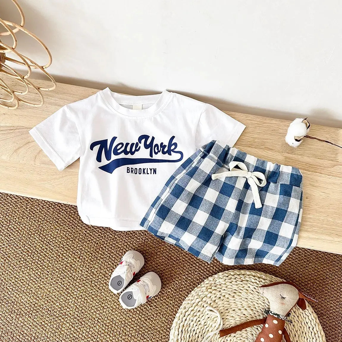 New York Print T-Shirt & Checkered Shorts Set