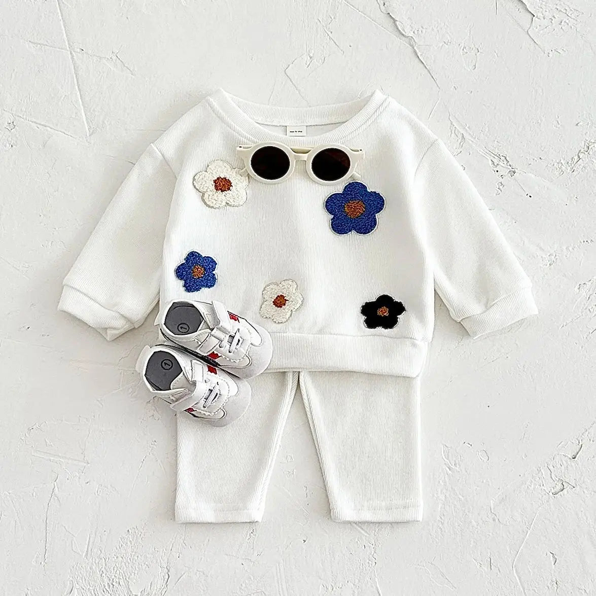 Autumn Little Flowers Sweatshir t& Pants