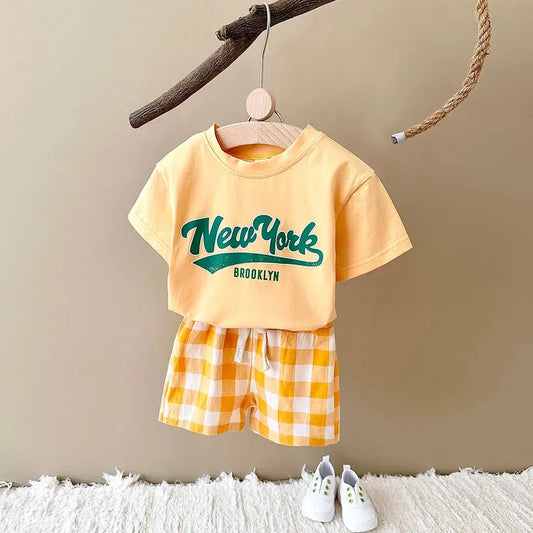 New York Print T-Shirt & Checkered Shorts Set