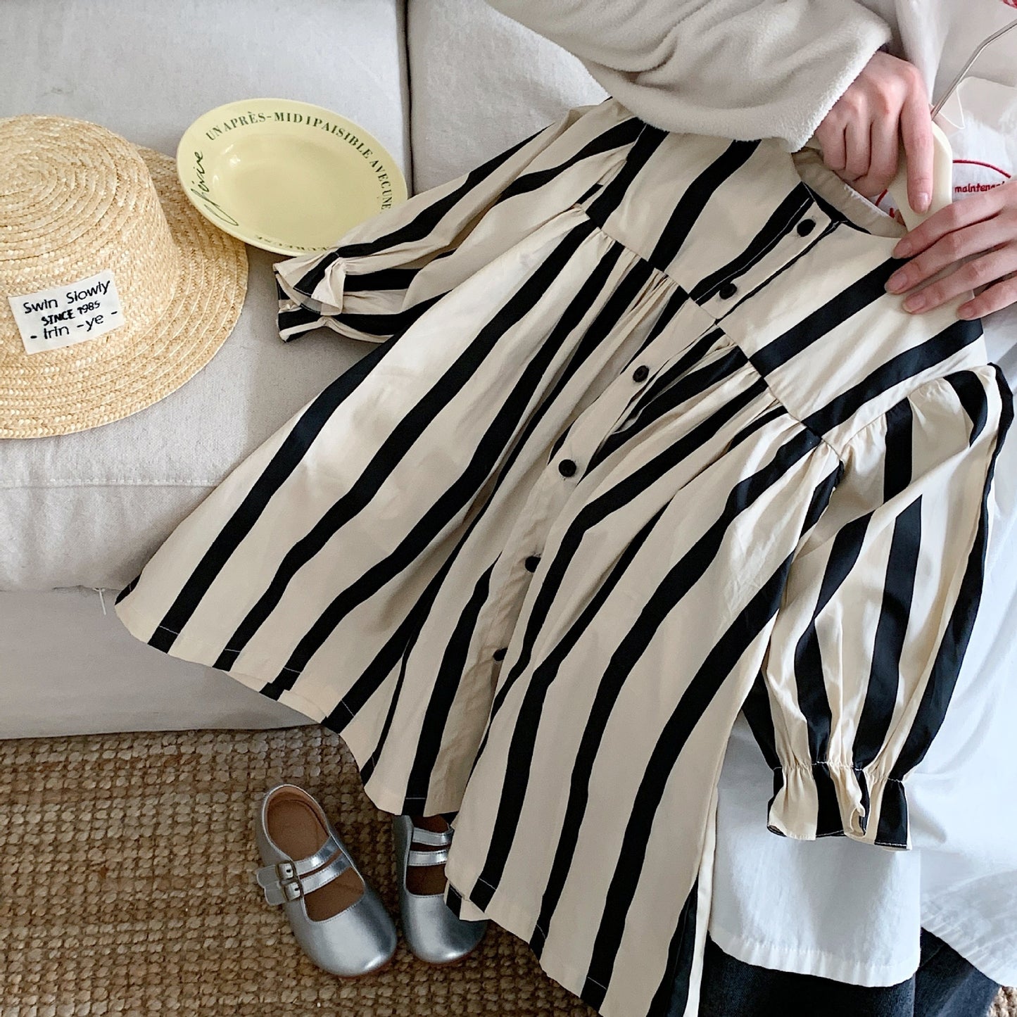 Cotton Multi-meter Girl's Black And White Striped Loose