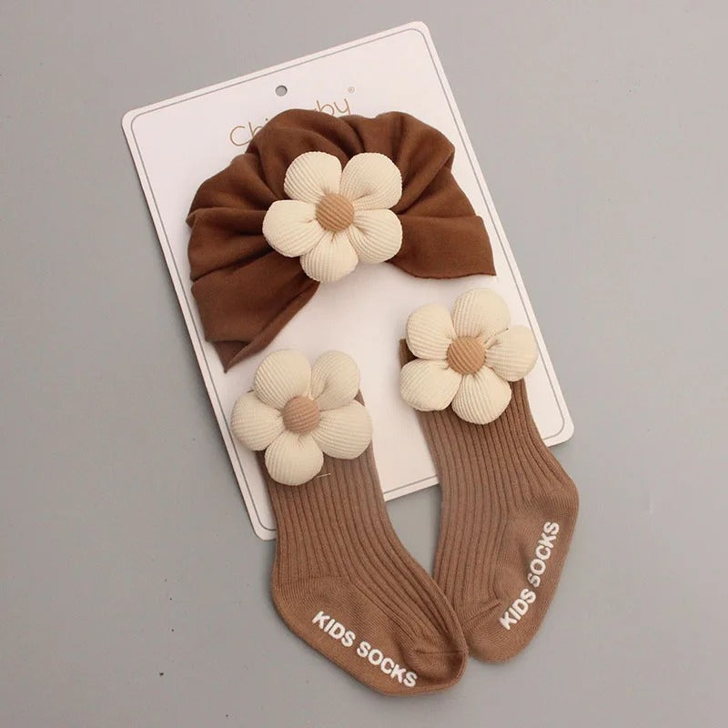 Cute Flowers Beanie Cap & Socks Set