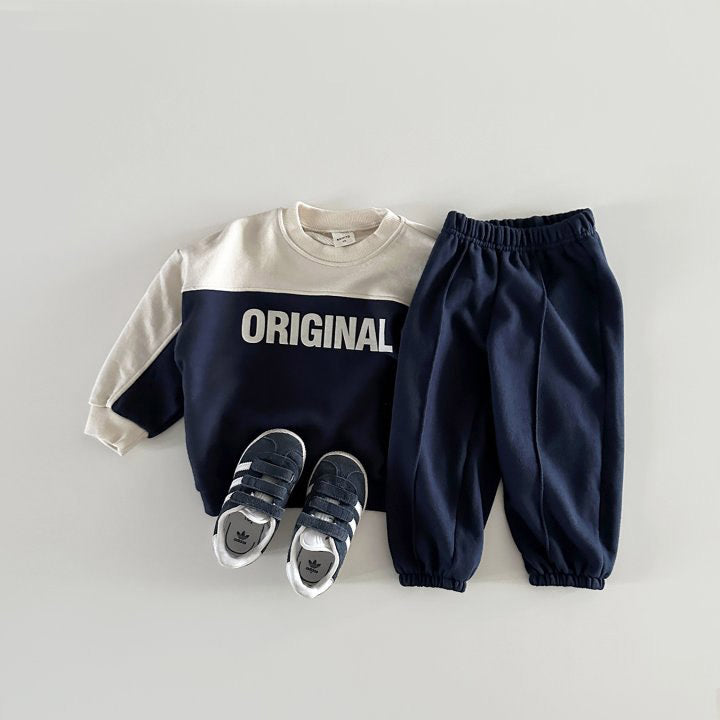 Navy and cream colour block Original sweatshirt and joggers with sneakers