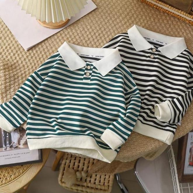 Green and black striped polo collar sweatshirts