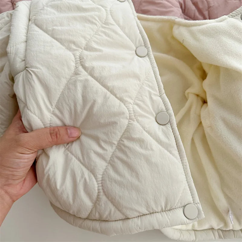 Quilted jacket snap front and fleece lining