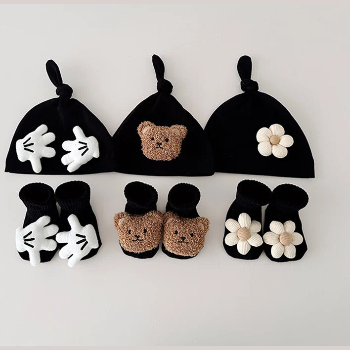 Black knot hat and sock sets with little hands, teddy bear and daisy charms