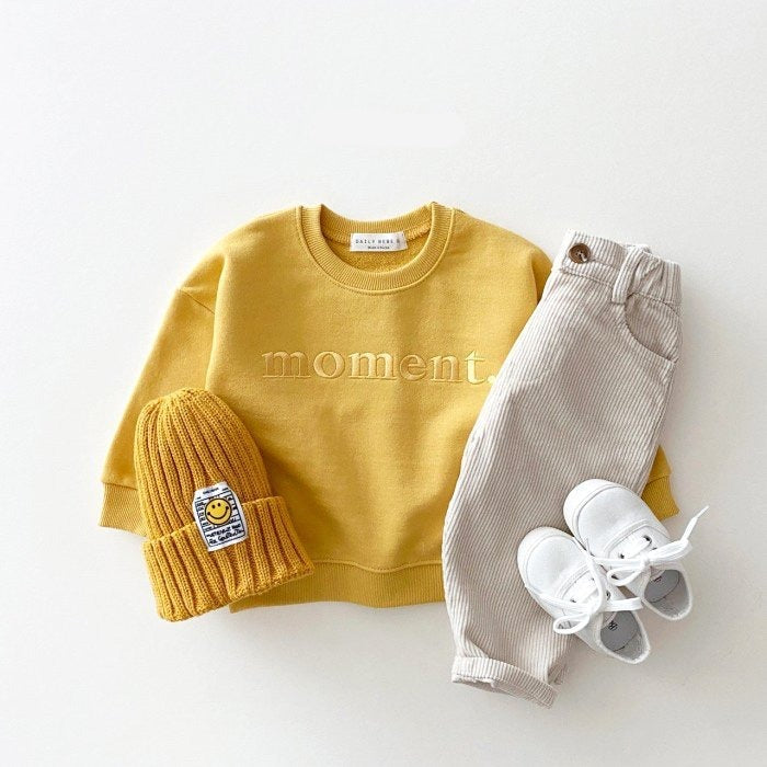 MOMENT Casual Sweatshirt