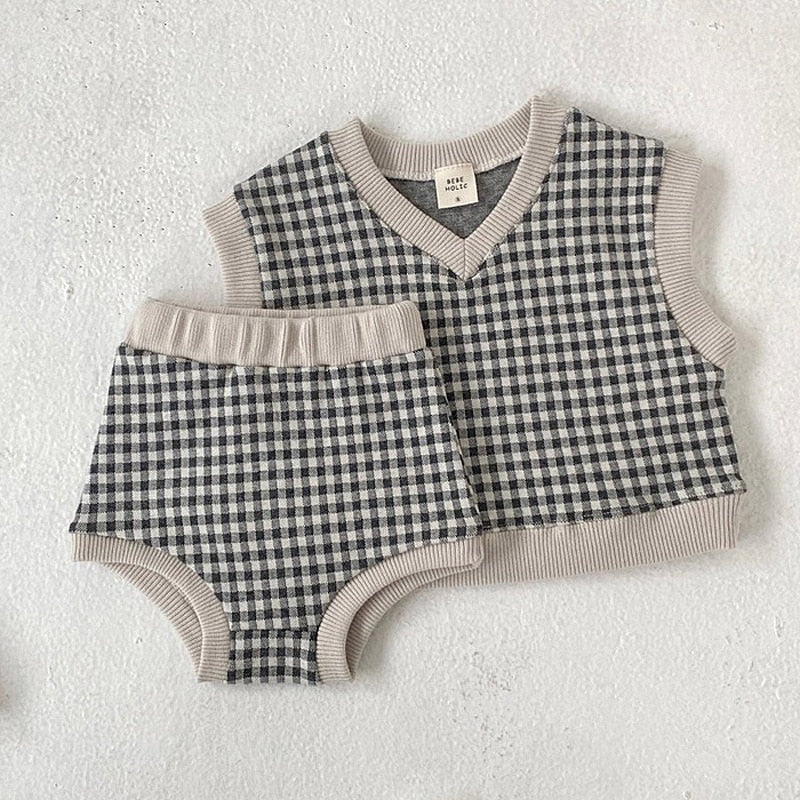 Plaid Knitted Waistcoat & Shorts Set