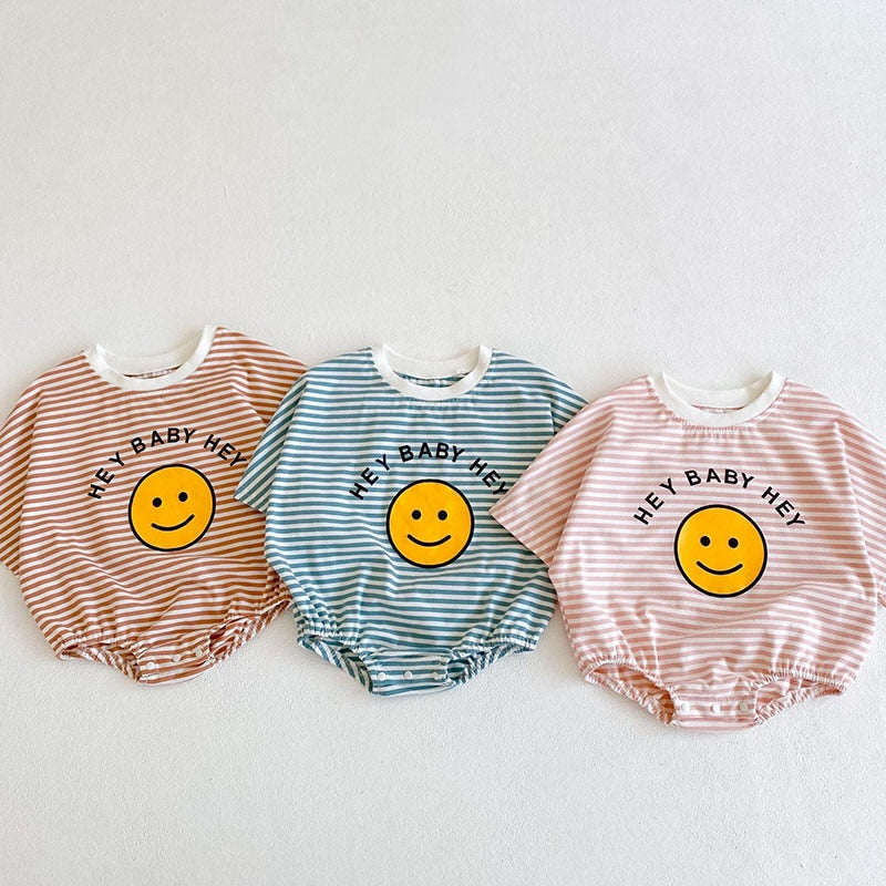 HEY BABY HEY Smile Print Bodysuit