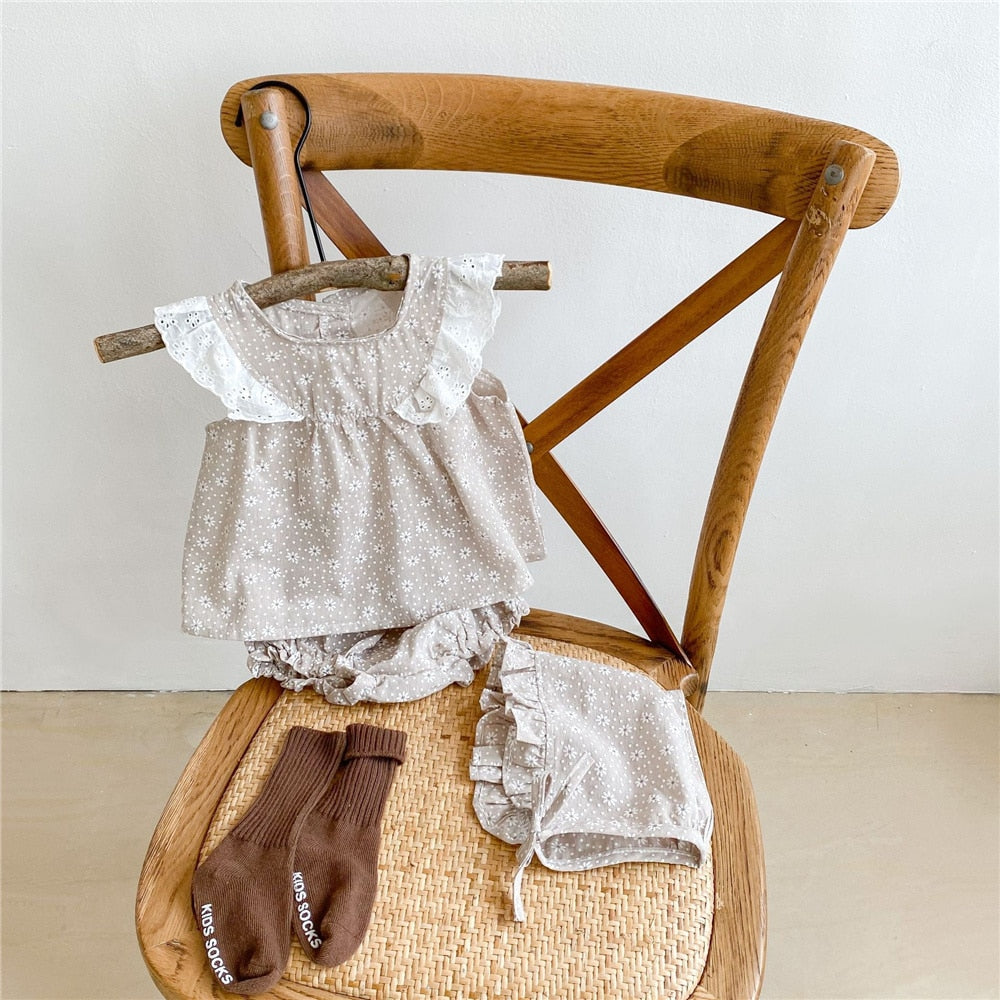 Daisy Dress Set with Shorts and Bonnet