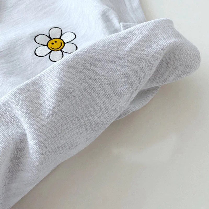 Smiley Daisy T-Shirt & Shorts Set