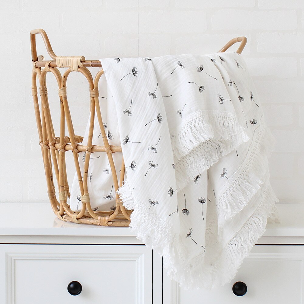 Muslin Blanket With Tassel