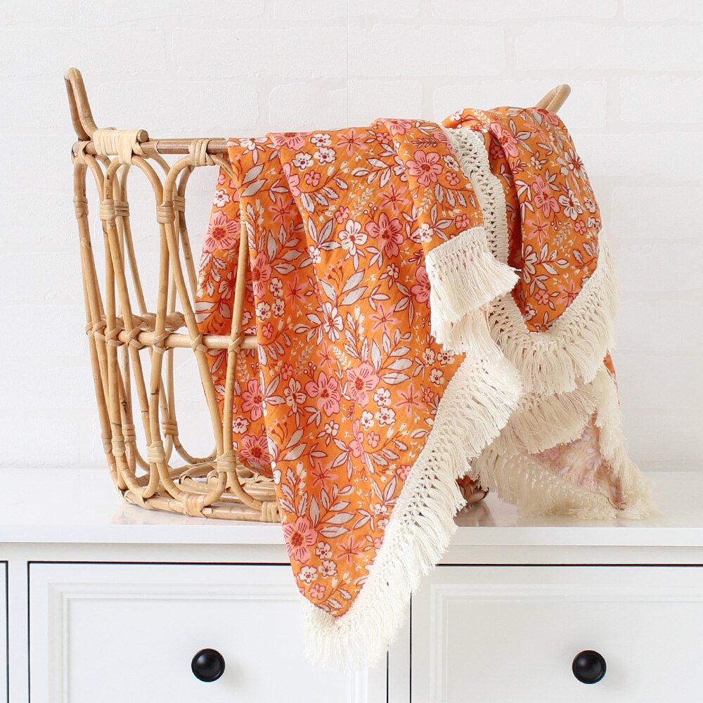 Muslin Blanket With Tassel