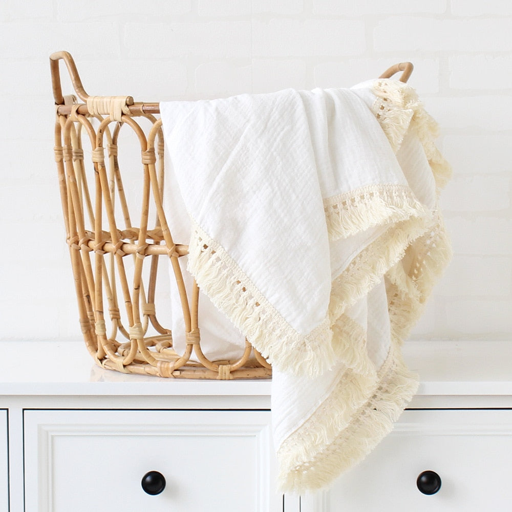 Muslin Blanket With Tassel