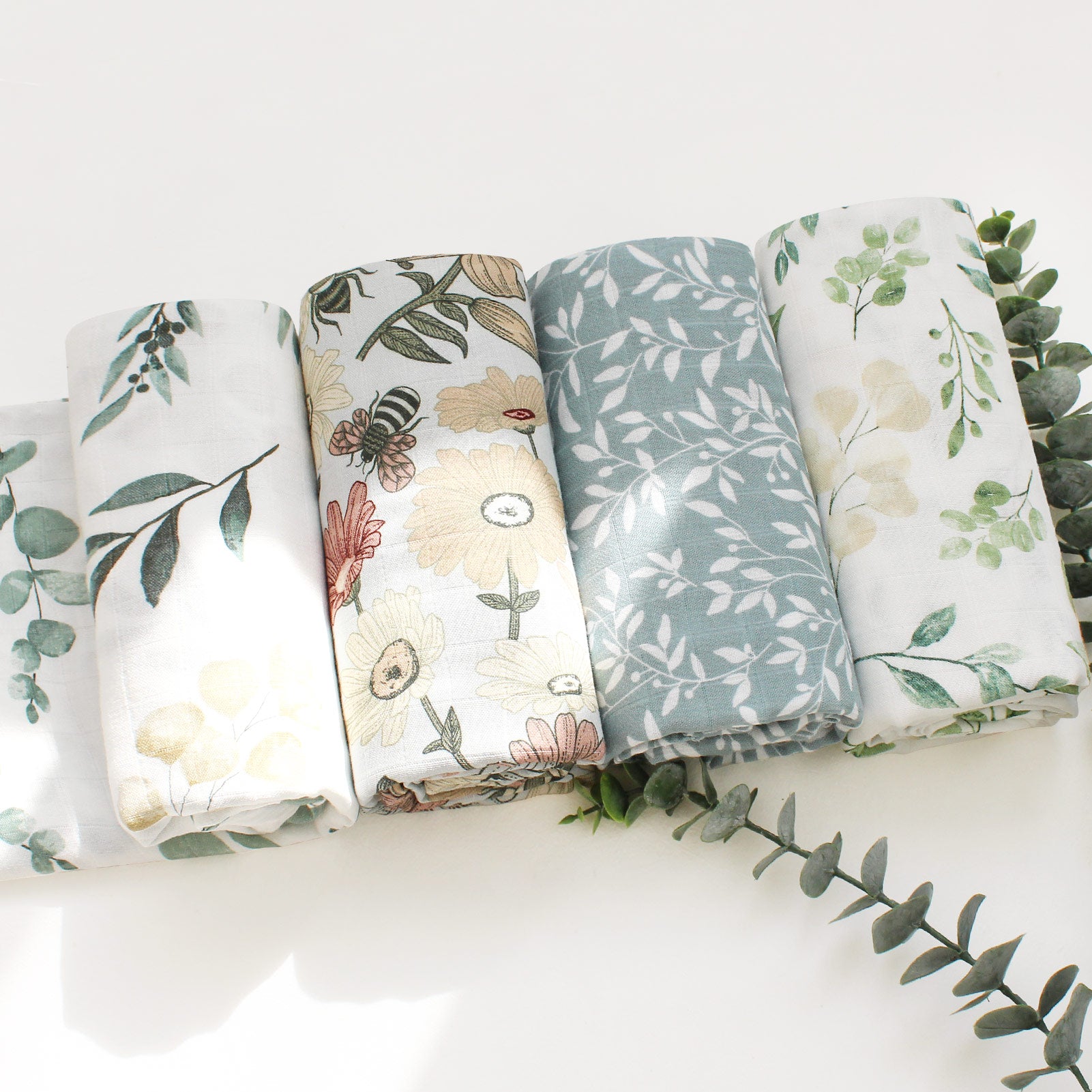 Eucalyptus Leave Printed Blanket