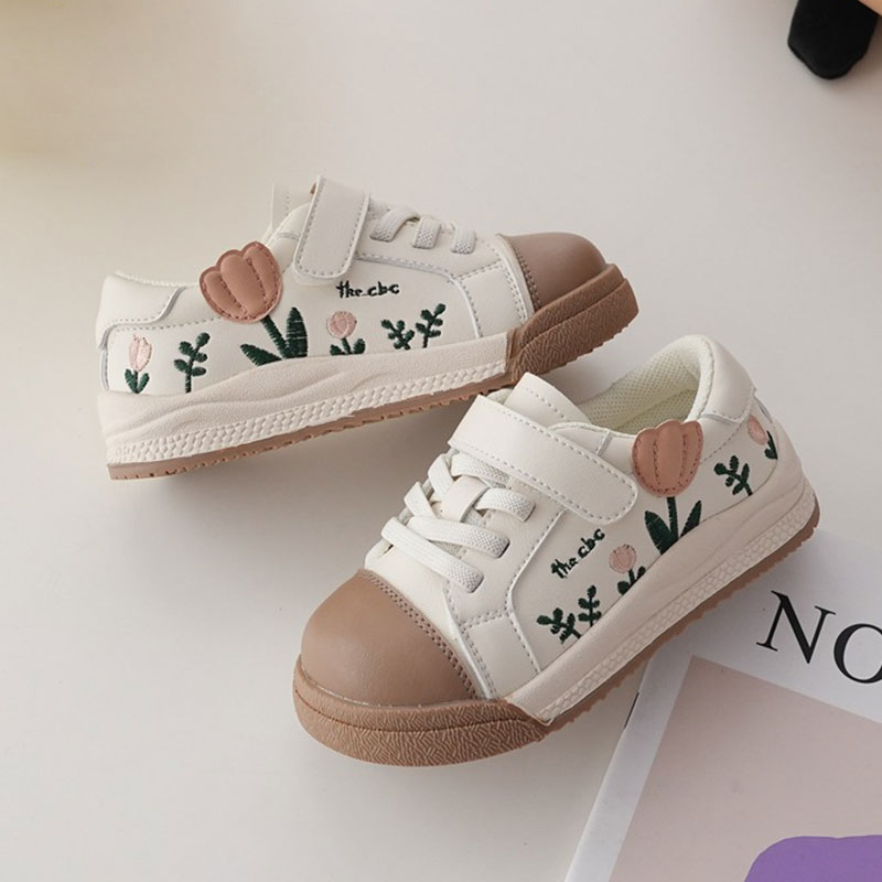 Leather Flower Casual Shoes