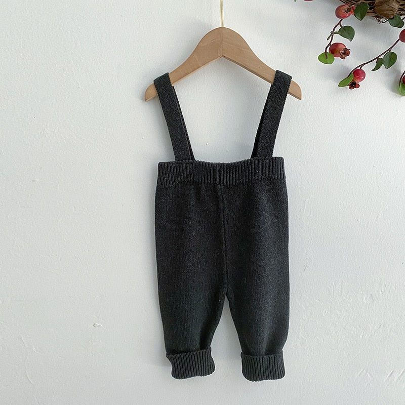 Dark gray knitted suspender overalls