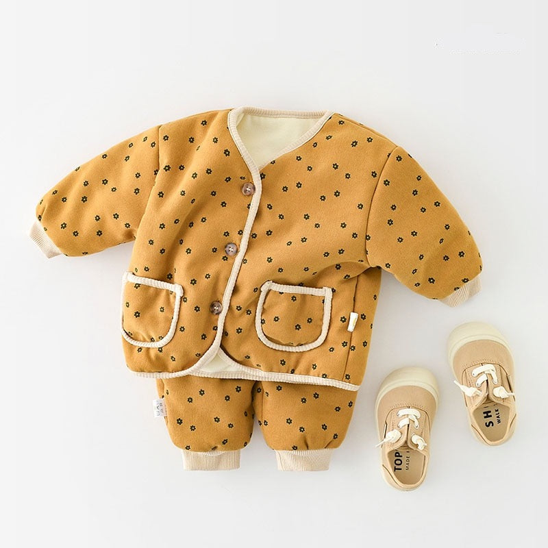 Mustard heart print quilted set with shoes